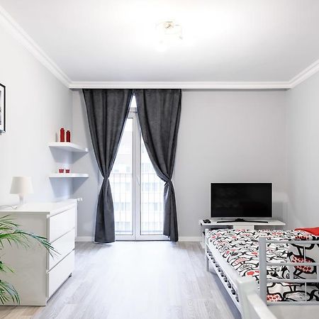 Apartament Grojecka Korotynskiego Apartment Warsaw Bilik gambar