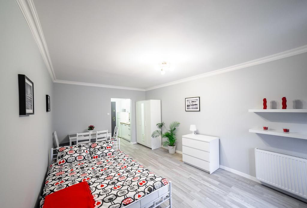 Apartament Grojecka Korotynskiego Apartment Warsaw Bilik gambar